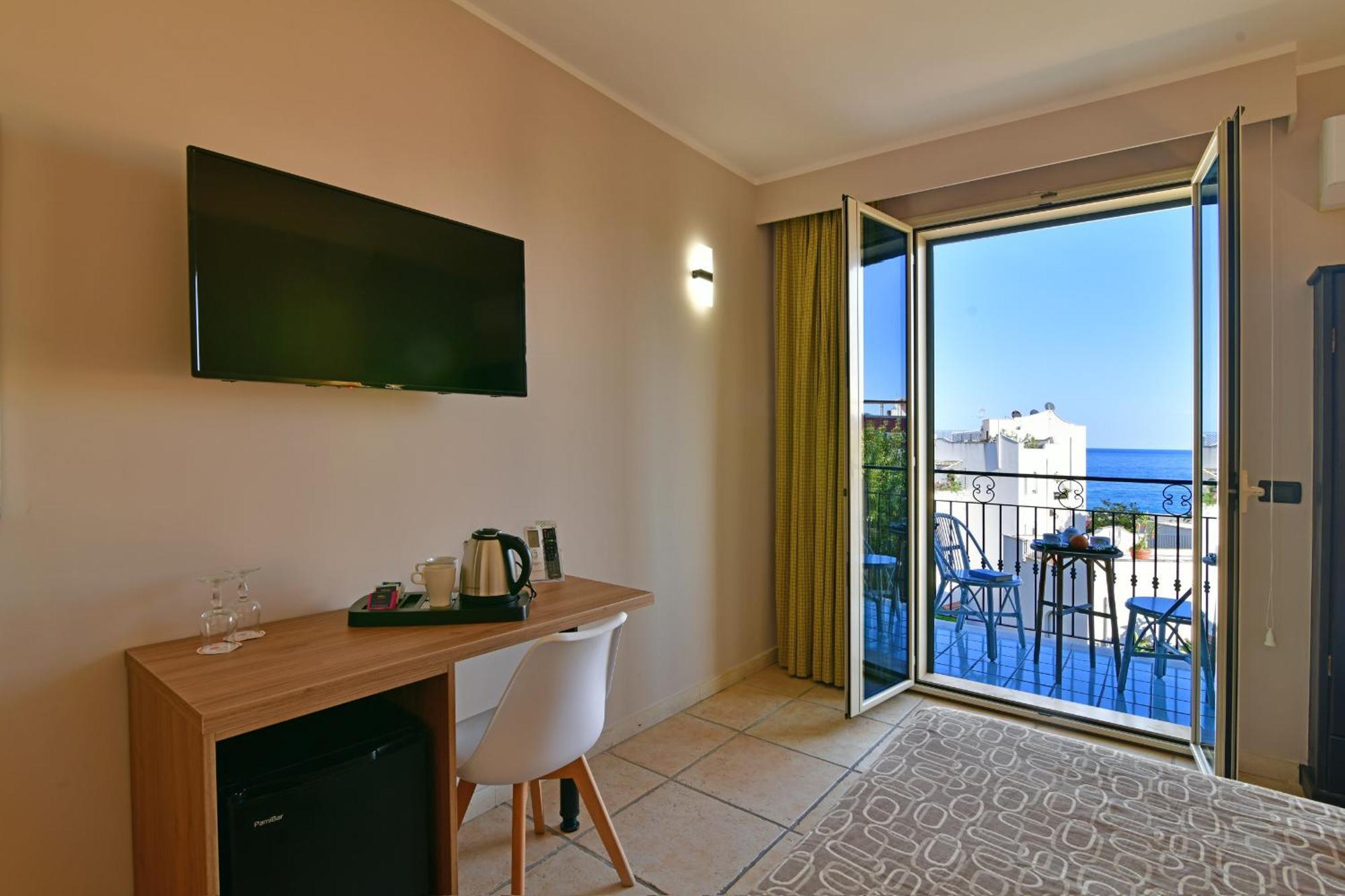 Hotel & Apartments Villa Linda Giardini-Naxos Kültér fotó