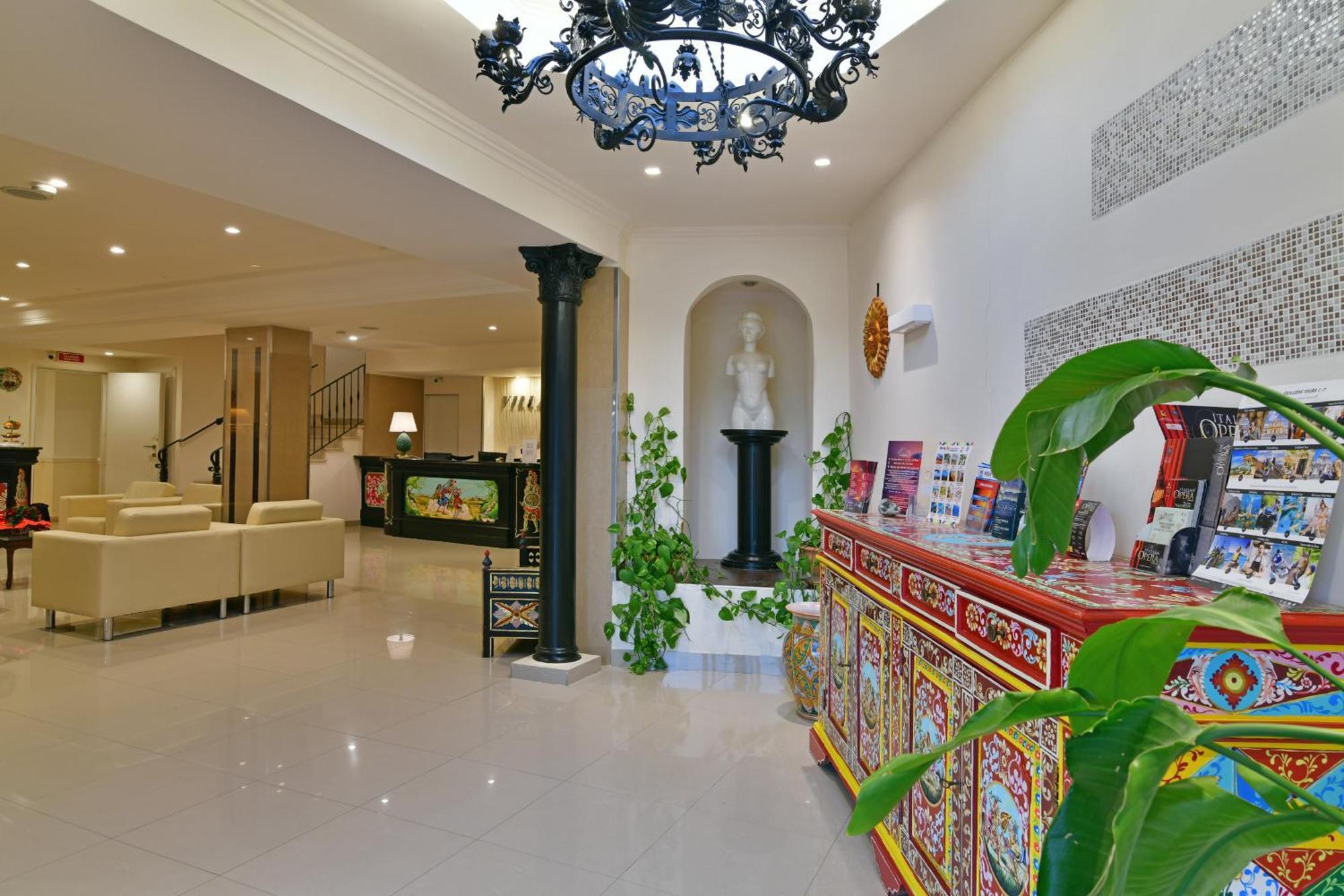 Hotel & Apartments Villa Linda Giardini-Naxos Kültér fotó
