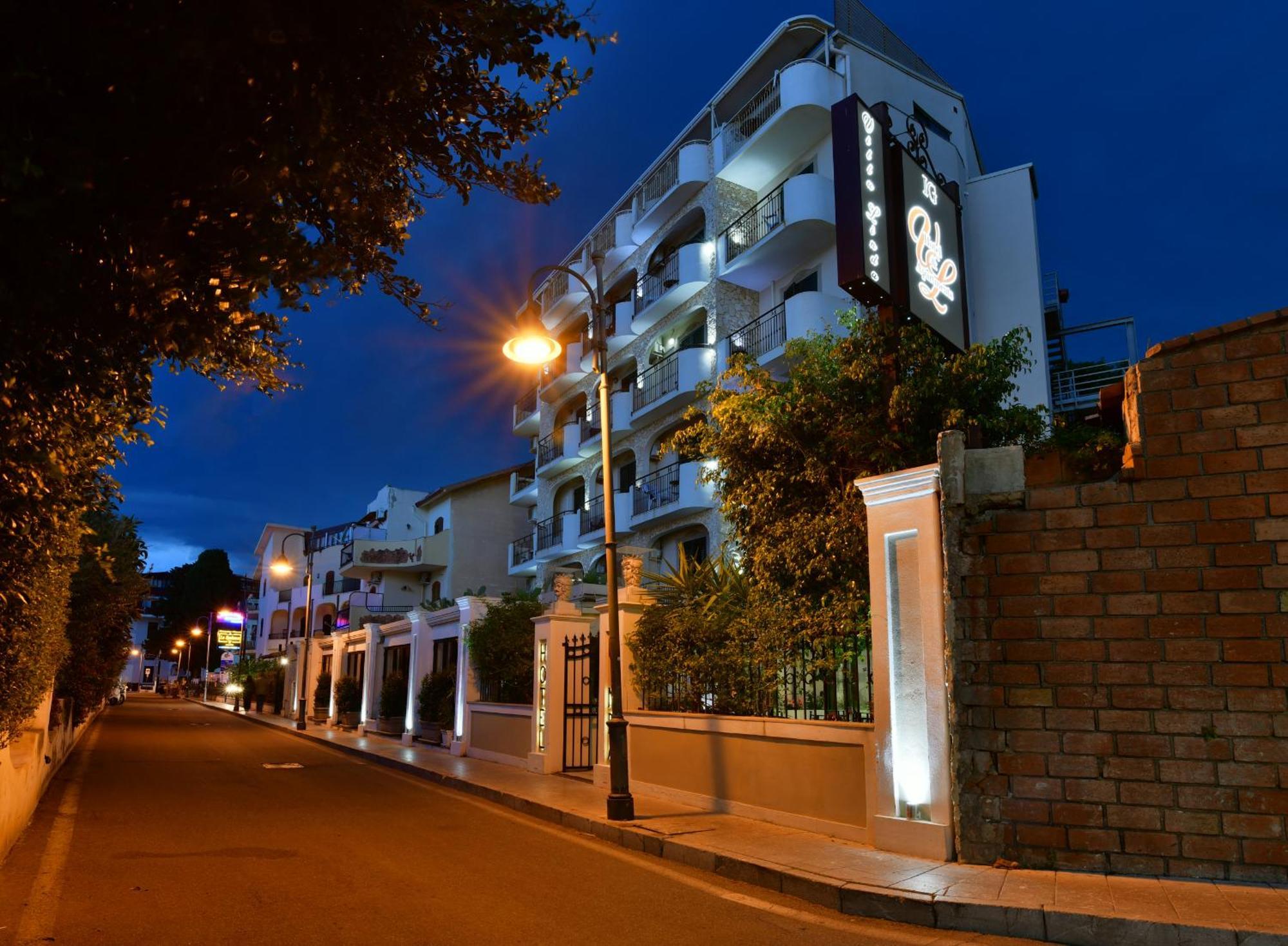 Hotel & Apartments Villa Linda Giardini-Naxos Kültér fotó